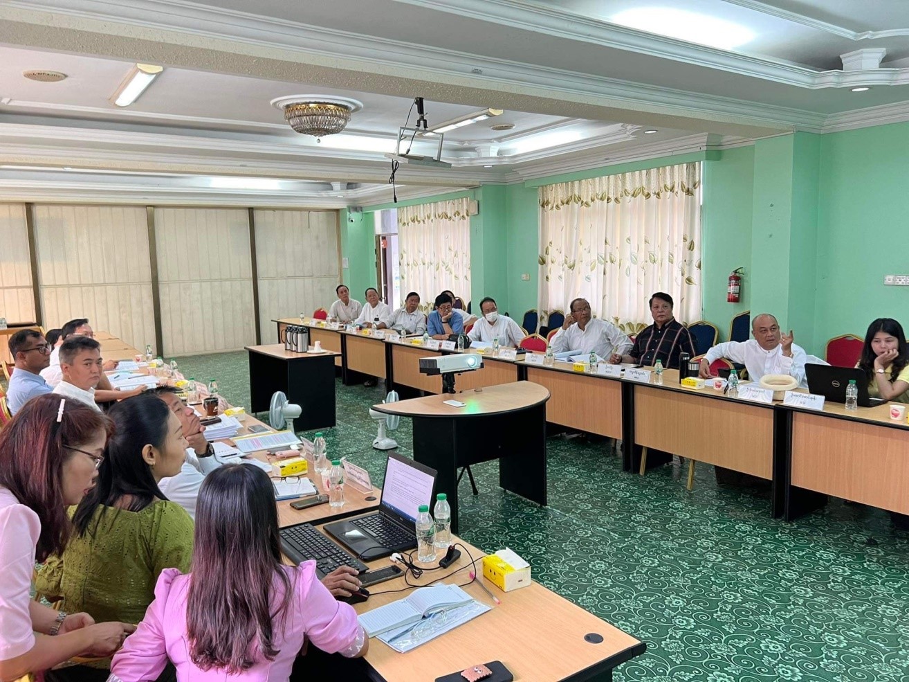 Collective Bargaining Agreement အစည်းအဝေး ကျင်းပပြုလုပ်ခြင်း